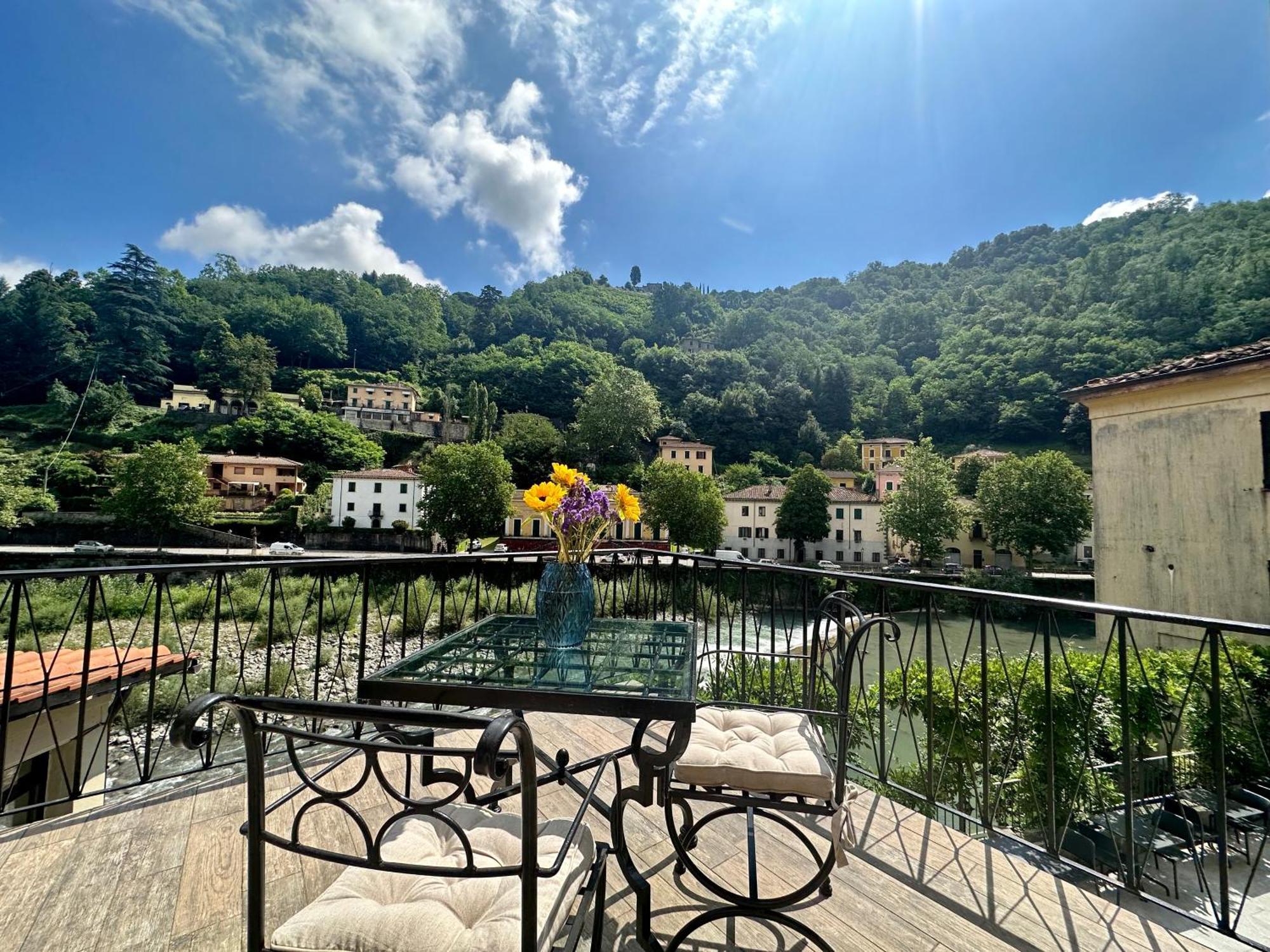 La Ninfa Hotel Bagni di Lucca Luaran gambar