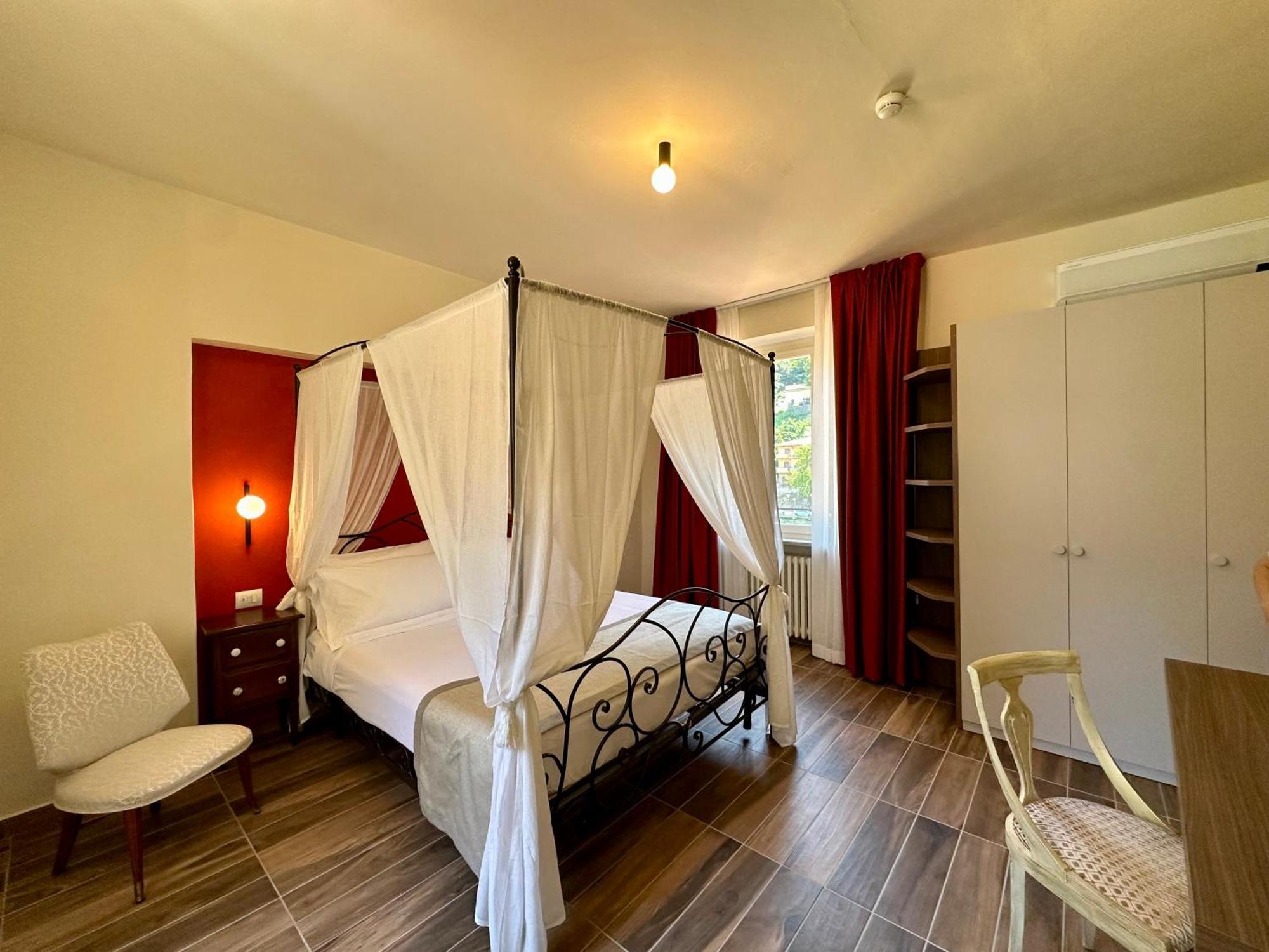 La Ninfa Hotel Bagni di Lucca Luaran gambar