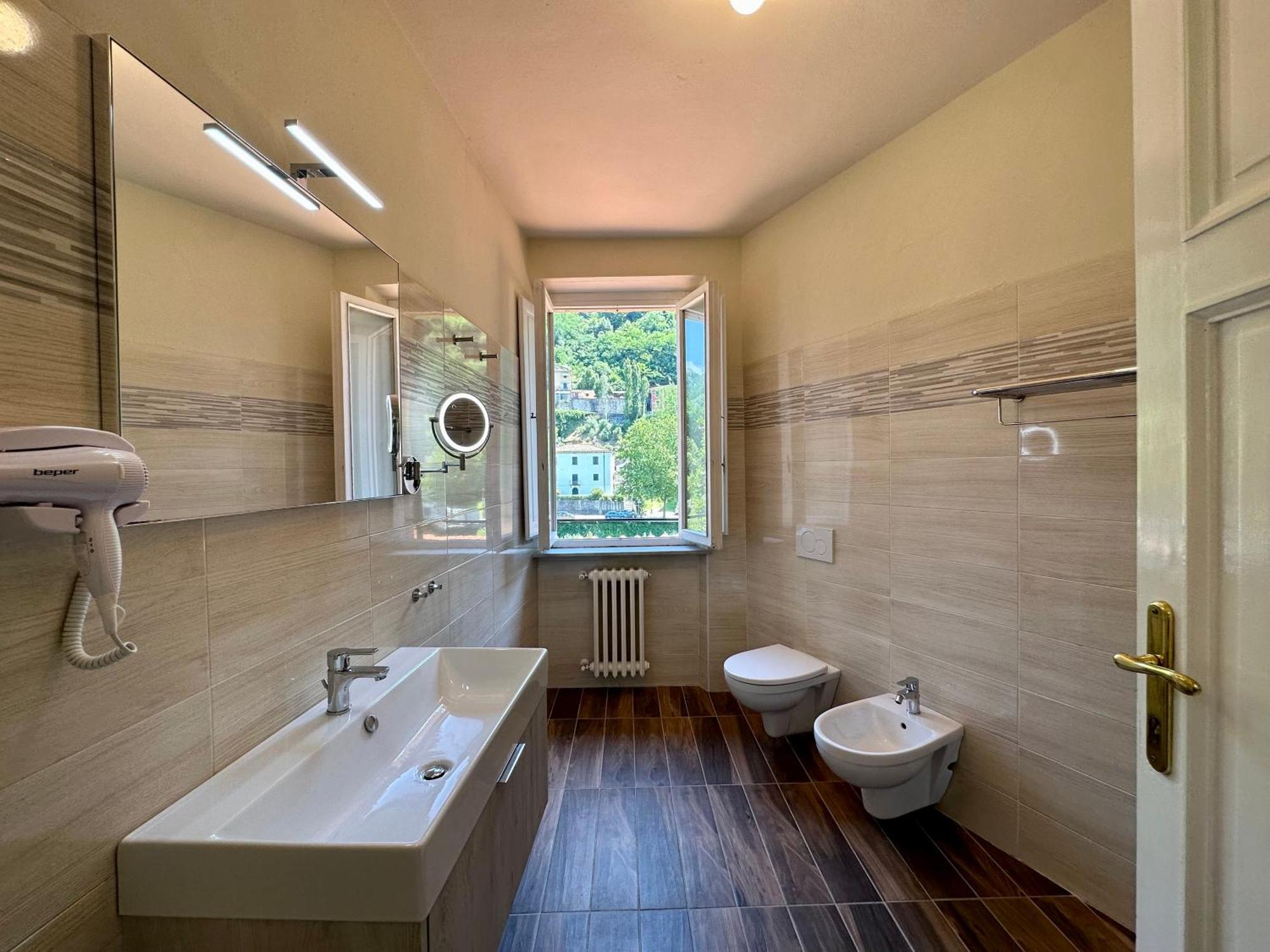La Ninfa Hotel Bagni di Lucca Luaran gambar