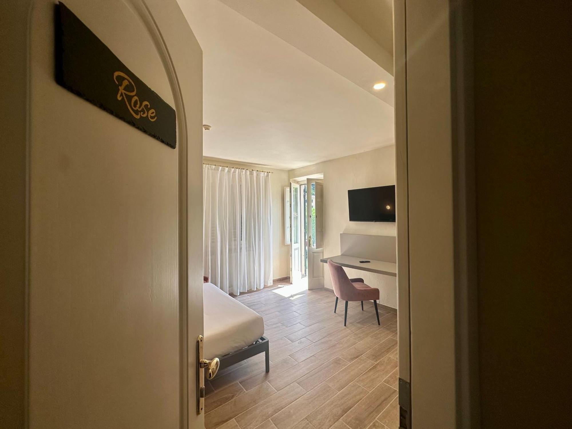 La Ninfa Hotel Bagni di Lucca Luaran gambar